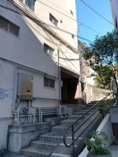 世田谷区、マンションの外観画像です