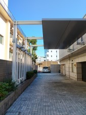 渋谷区神山町、マンションの駐車場画像です