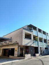 渋谷区神山町、マンションの外観画像です
