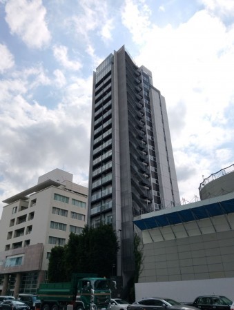 渋谷区松濤、マンションの外観画像です