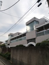 世田谷区、マンションの外観画像です