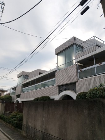 世田谷区、マンションの外観画像です