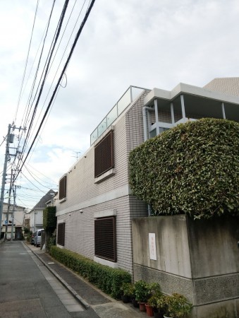 世田谷区、マンションの外観画像です