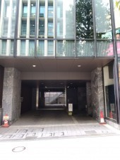 渋谷区宇田川町、マンションの駐車場画像です