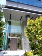 渋谷区宇田川町、マンションのエントランス画像です