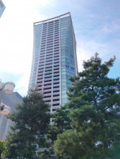 渋谷区宇田川町、マンションの外観画像です