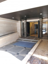 渋谷区東、マンションのエントランス画像です
