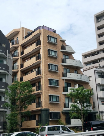 目黒区大橋、マンションの外観画像です