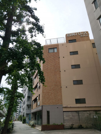 港区、マンションの外観画像です
