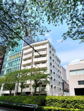 渋谷区広尾、マンションの外観画像です