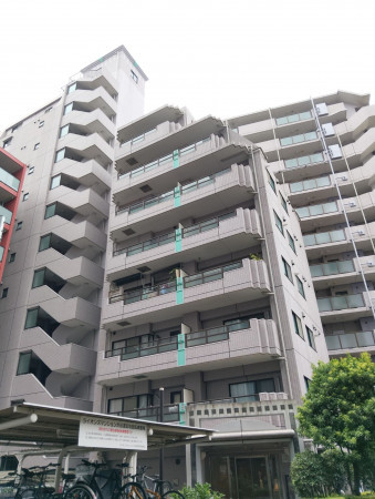 渋谷区円山町、マンションの外観画像です