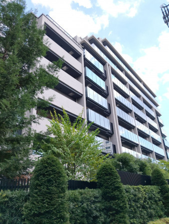 渋谷区南平台町、マンションの外観画像です
