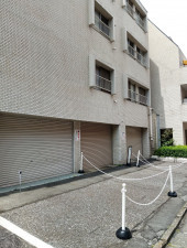 渋谷区代々木、マンションの駐車場画像です