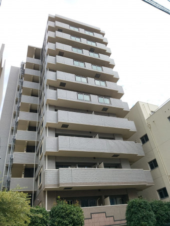 渋谷区桜丘町、マンションの外観画像です