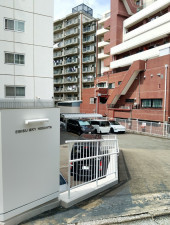 渋谷区恵比寿西、マンションの駐車場画像です