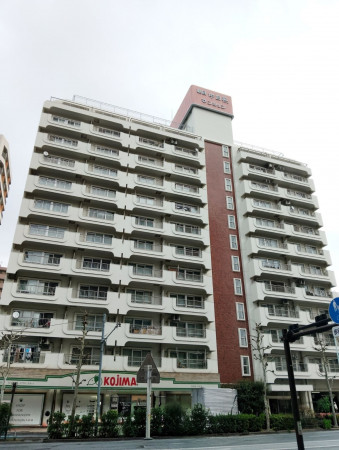 目黒区目黒、マンションの外観画像です