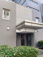 渋谷区神山町、マンションのエントランス画像です