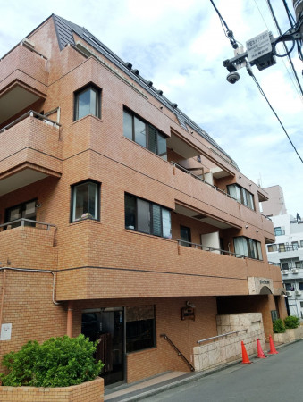 渋谷区円山町、マンションの外観画像です