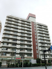 目黒区目黒、マンションの外観画像です