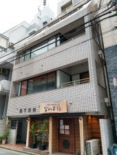 渋谷区渋谷、マンションの外観画像です