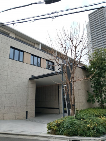 渋谷区恵比寿西、マンションの外観画像です