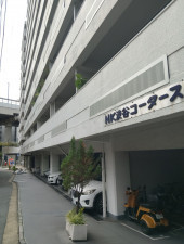 目黒区大橋、マンションの駐車場画像です