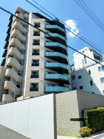 渋谷区大山町、マンションの外観画像です
