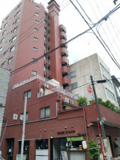 目黒区青葉台、マンションの外観画像です
