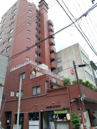 目黒区青葉台、マンションの外観画像です