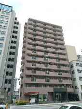 目黒区中目黒、マンションの外観画像です