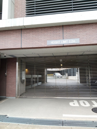 目黒区中目黒、マンションの駐車場画像です