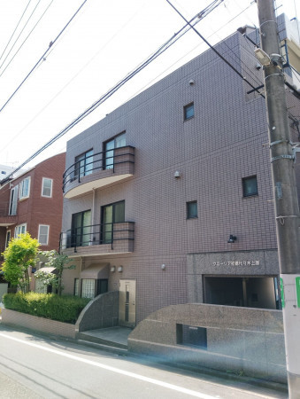 渋谷区大山町、マンションの外観画像です