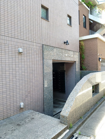 渋谷区大山町、マンションのエントランス画像です