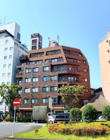 渋谷区元代々木町、マンションの外観画像です