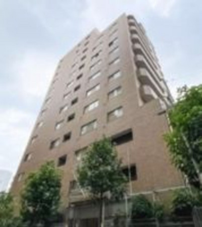 目黒区青葉台、マンションの外観画像です