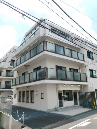 渋谷区、マンションの外観画像です
