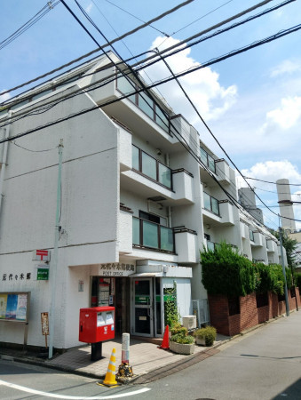 渋谷区、マンションの外観画像です