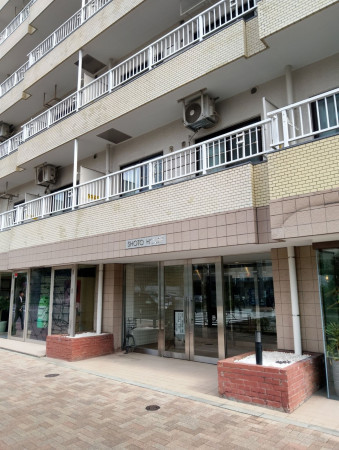 渋谷区松濤、マンションのエントランス画像です