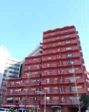 目黒区中目黒、マンションの外観画像です