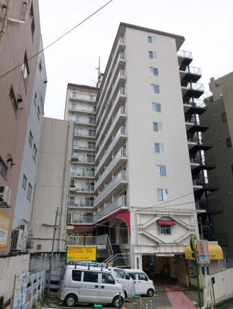 渋谷区円山町、マンションの外観画像です