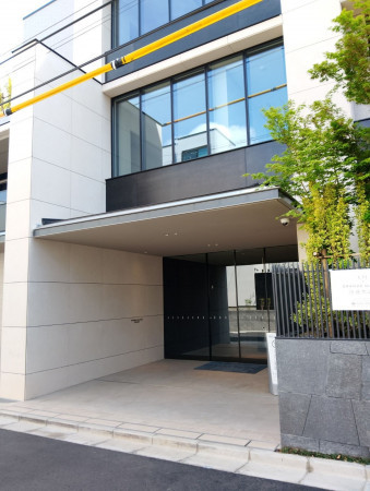 渋谷区大山町、マンションのエントランス画像です