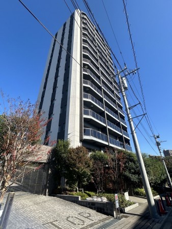 相模原市南区上鶴間本町、マンションの画像です