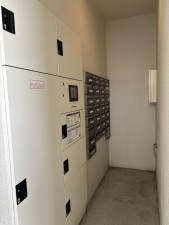 相模原市南区上鶴間本町、マンションの画像です