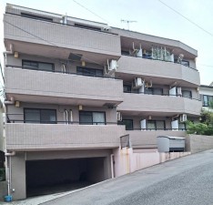 相模原市南区相武台、マンションの画像です