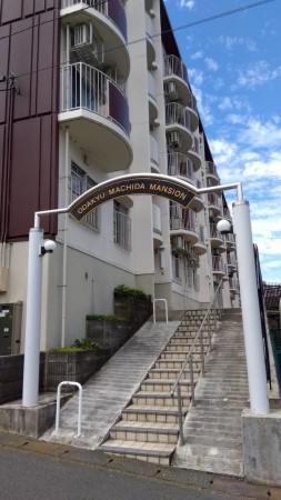 相模原市南区上鶴間本町、マンションの画像です