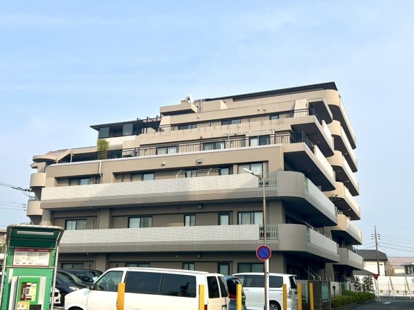 相模原市南区上鶴間本町、マンションの画像です
