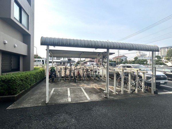 相模原市南区上鶴間本町、マンションの画像です