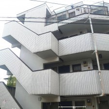 相模原市南区東林間、マンションの画像です