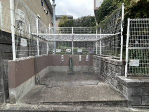 相模原市南区鵜野森、マンションの画像です