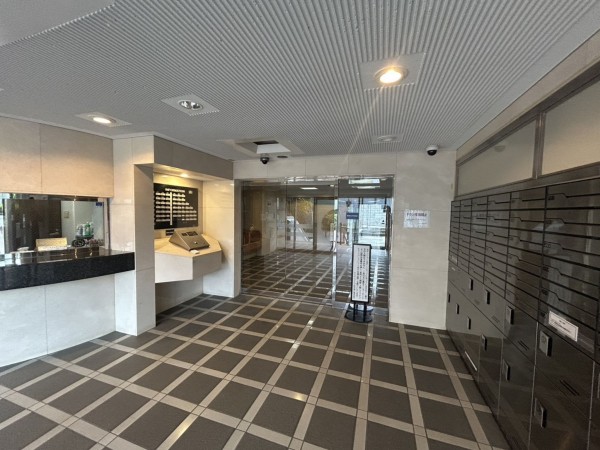 相模原市南区鵜野森、マンションの画像です